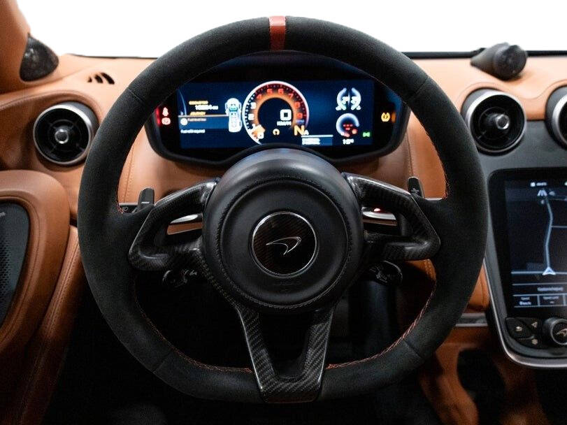 McLaren 570GT Interior 
