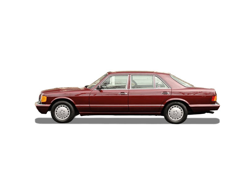 Mercedes Benz 560 Exterior 
