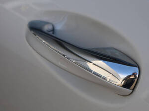 مرسيدس بنز EQB الخارجية 