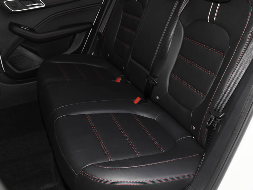 إم جي 6 2025 الداخلية 