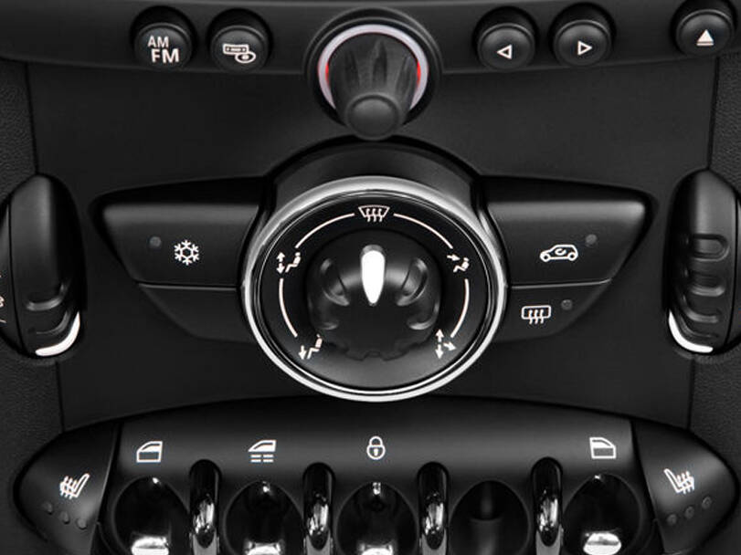 ميني هاتش الجيل الثالث (F55) الداخلية 