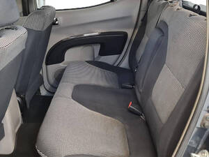 Mitsubishi Triton Interior 