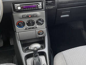 أوبل زافيرا الداخلية 