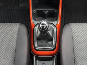 سوزوكي إيغنيس الداخلية 