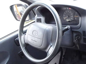 Toyota Regius Interior 