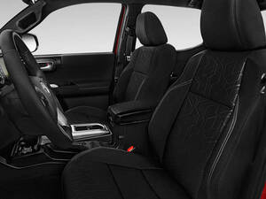 تويوتا تاكوما الداخلية 