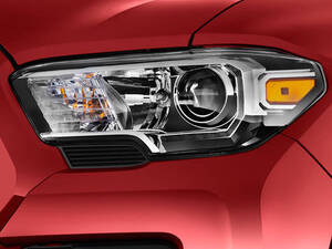 تويوتا تاكوما الخارجية 