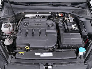 Volkswagen Golf R Exterior 