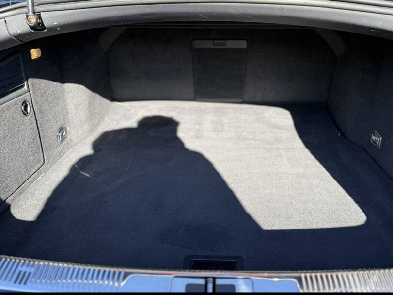 Volkswagen Phaeton Exterior 