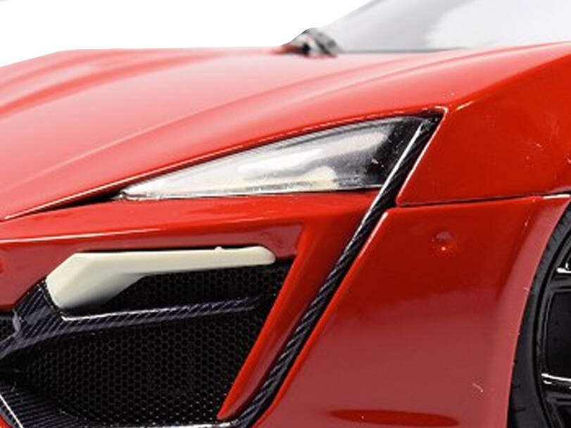 W Motors Lykan Hypersport Exterior 