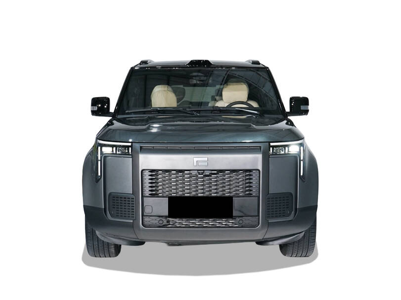 روكس أداماس 2026 الخارجية Front View