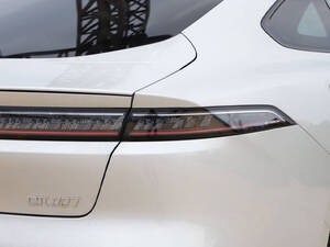 Dongfeng 007 Exterior 